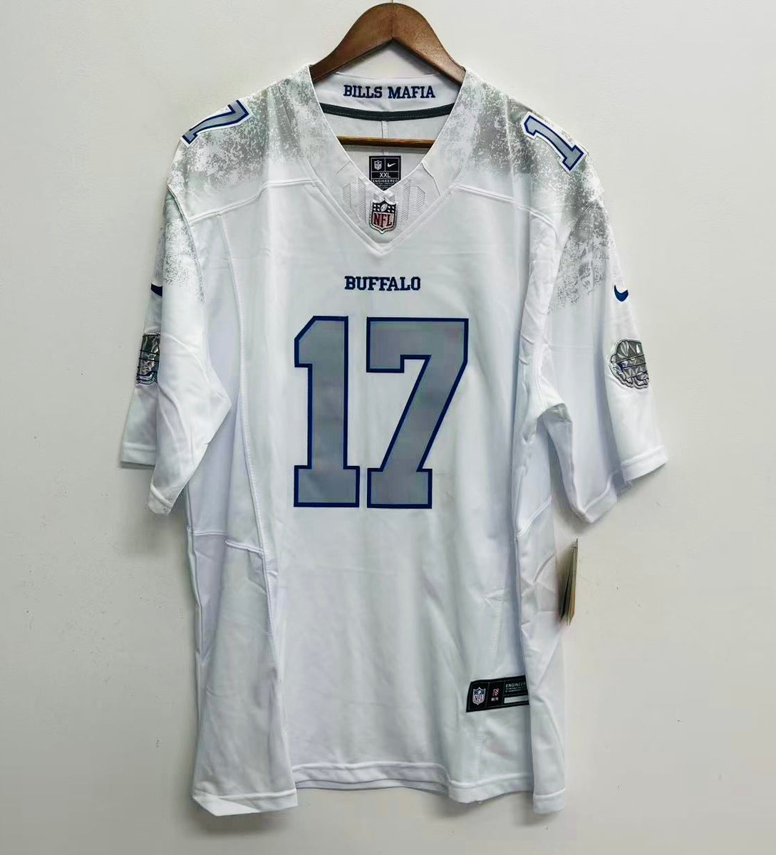 Mens Buffalo Bills #17 Josh Allen White Nike Vapor F.U.S.E Limited Rivalry Series Jersey 217834 Mens Buffalo Bills #17 Josh Allen White Nike Vapor F.U.S.E Limited Rivalry Series Jersey 217834