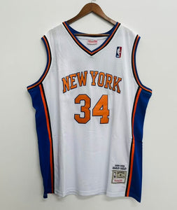 Charles Oakley New York Knicks Official NBA Mitchell & Ness Jersey white