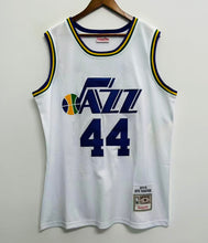 Pistol Pete Maravich New Orleans Utah Jazz Jersey Mitchell & Ness white