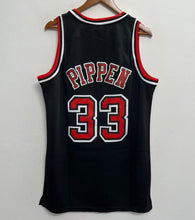 Scottie Pippen Chicago Bulls Official NBA Mitchell & Ness Jersey black