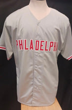 Ryan Howard Philadelphia Phillies autographed custom jersey