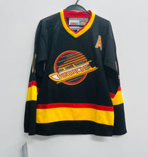 Pavel Bure YOUTH KIDS Vancouver Canucks Official NHL CCM Jersey