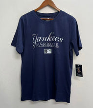 New York Yankees official MLB T shirt