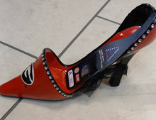 Georgia Bulldogs Official NCAA Decorative Wine bottle holder shoe display