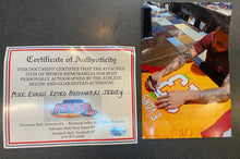 Mike Evans autographed Tampa Bay Buccaneers jersey COA & Photo signing