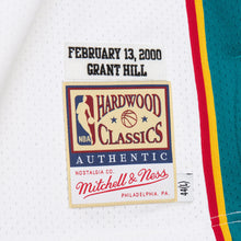 Grant Hill Detroit Pistons Official NBA Mitchell & Ness Jersey white
