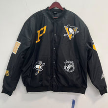 Pittsburgh Penguins Official NFL Retro Starter jacket / Winter coat