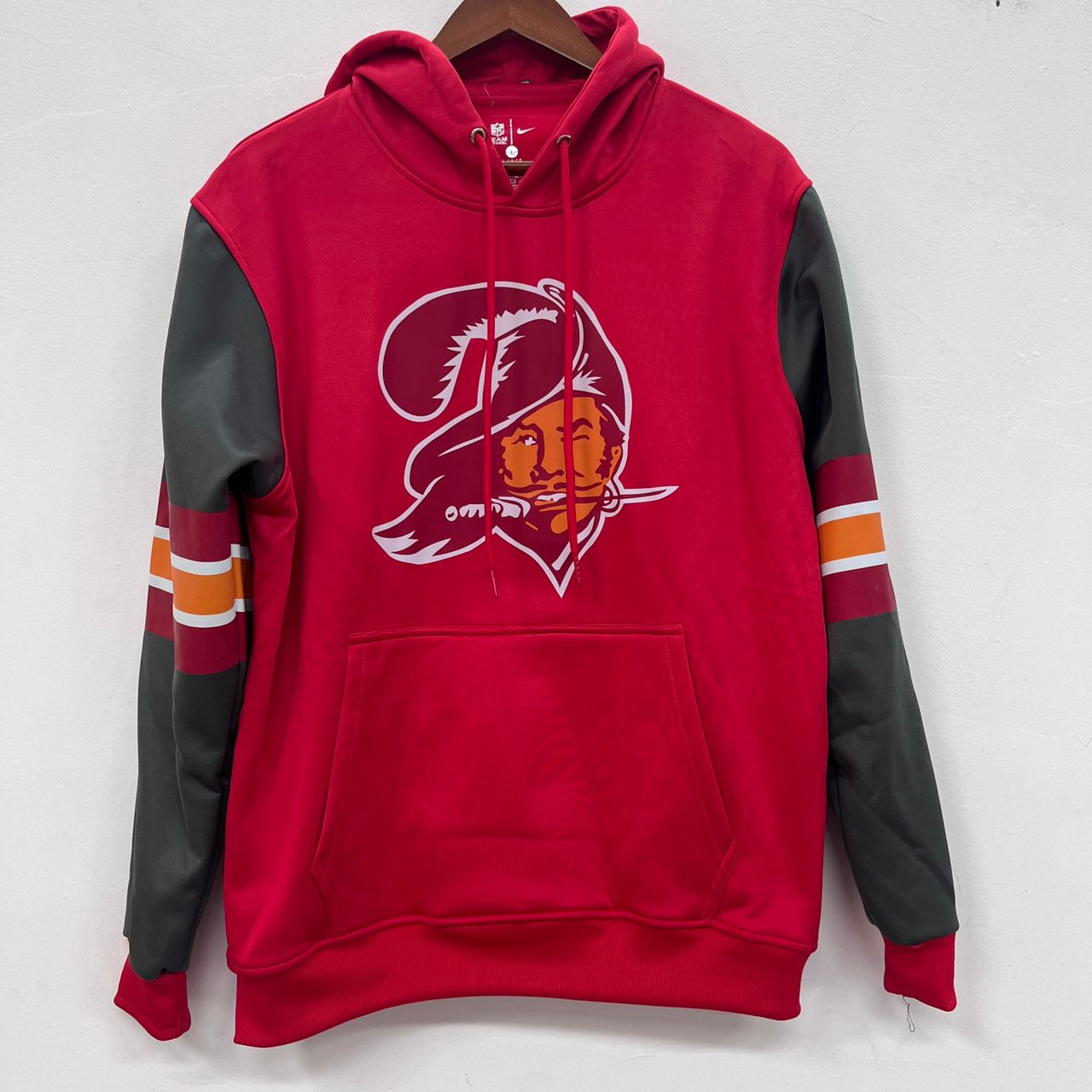 buccaneers hoodie nike