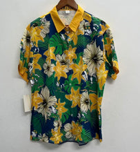 Notre Dame Figting Irish Official NCAA Floral Palm shirt