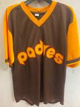 Dave Winfield autographed San Diego Padres #31 jersey JSA Witnessed COA