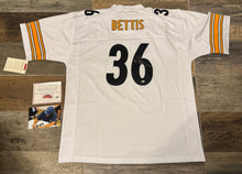 Jerome Bettis Pittsburgh Steelers autographed jersey COA Photo signing