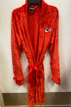 Kansas City Chiefs Men’s/Woman Official NFL bath robe 26x47 one size fits most
