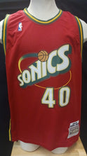 Shawn Kemp Seattle SuperSonics autographed jersey PSA/DNA COA