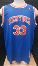 Patrick Ewing New York Knicks autographed jersey COA Photo signing