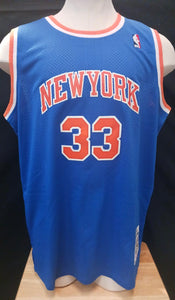 Patrick Ewing New York Knicks autographed jersey COA Photo signing