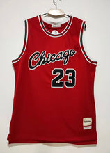 Michael Jordan YOUTH  Chicago Bulls Jersey Classic Authentics