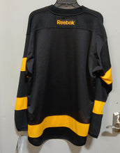 Boston Bruins Official NHL Jersey Reebok no name blank back