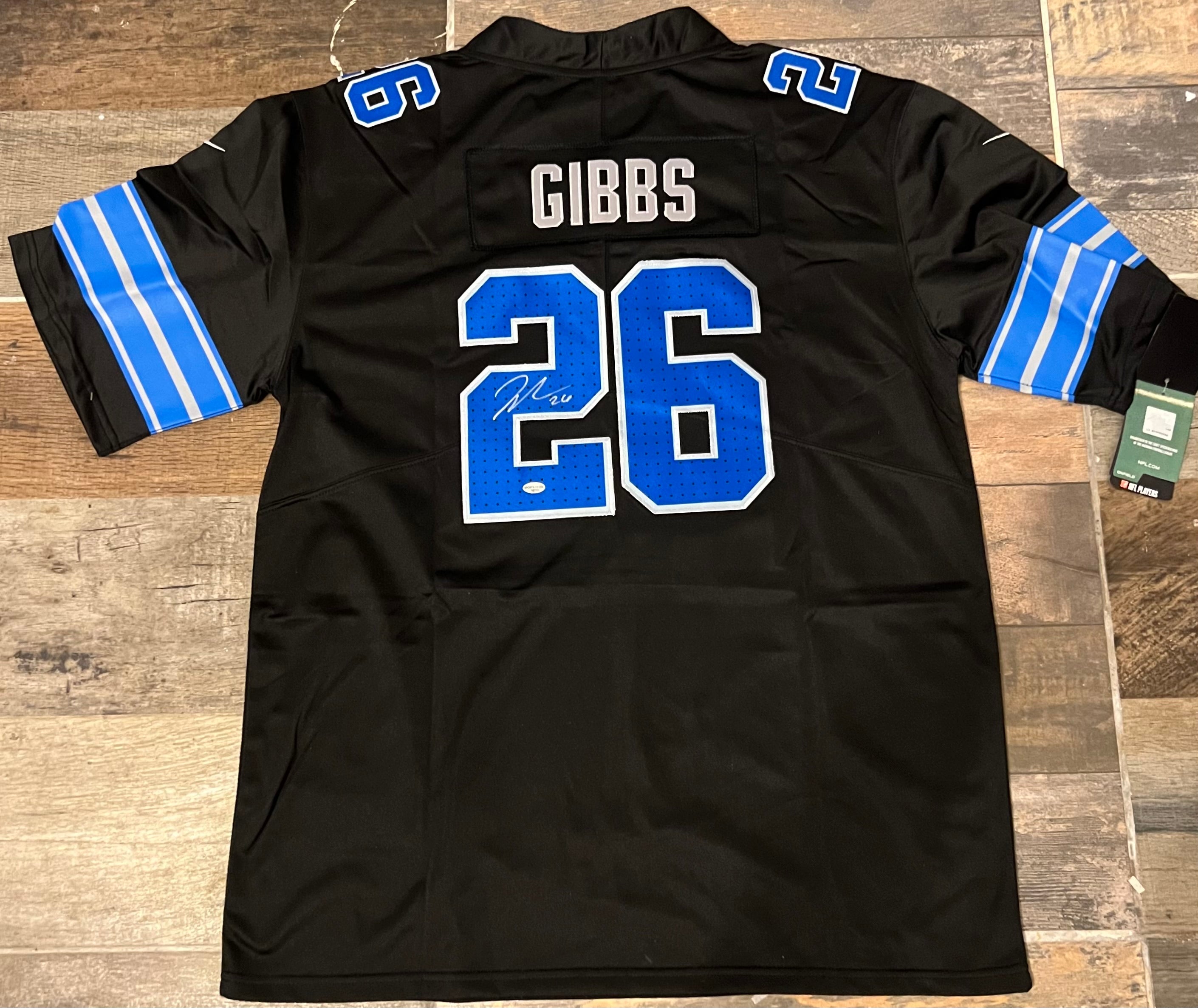 Jahmyr Gibbs Autographed Detroit Lions Jersey with COA & photo