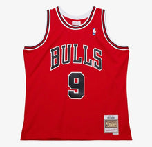 Ron Harper 1997-98 Chicago Bulls Official NBA Jersey Mitchell & Ness