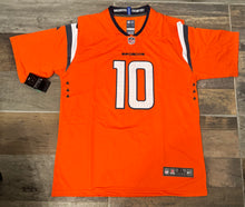 Bo Nix autographed Denver Broncos jersey COA & Photo signing