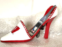 Wisconsin Badgers Official NCAA Decorative Wine bottle holder shoe display