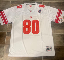 Víctor Cruz New York Giants autographed Mitchell & Ness NFL Super Bowl jersey COA Photo signing