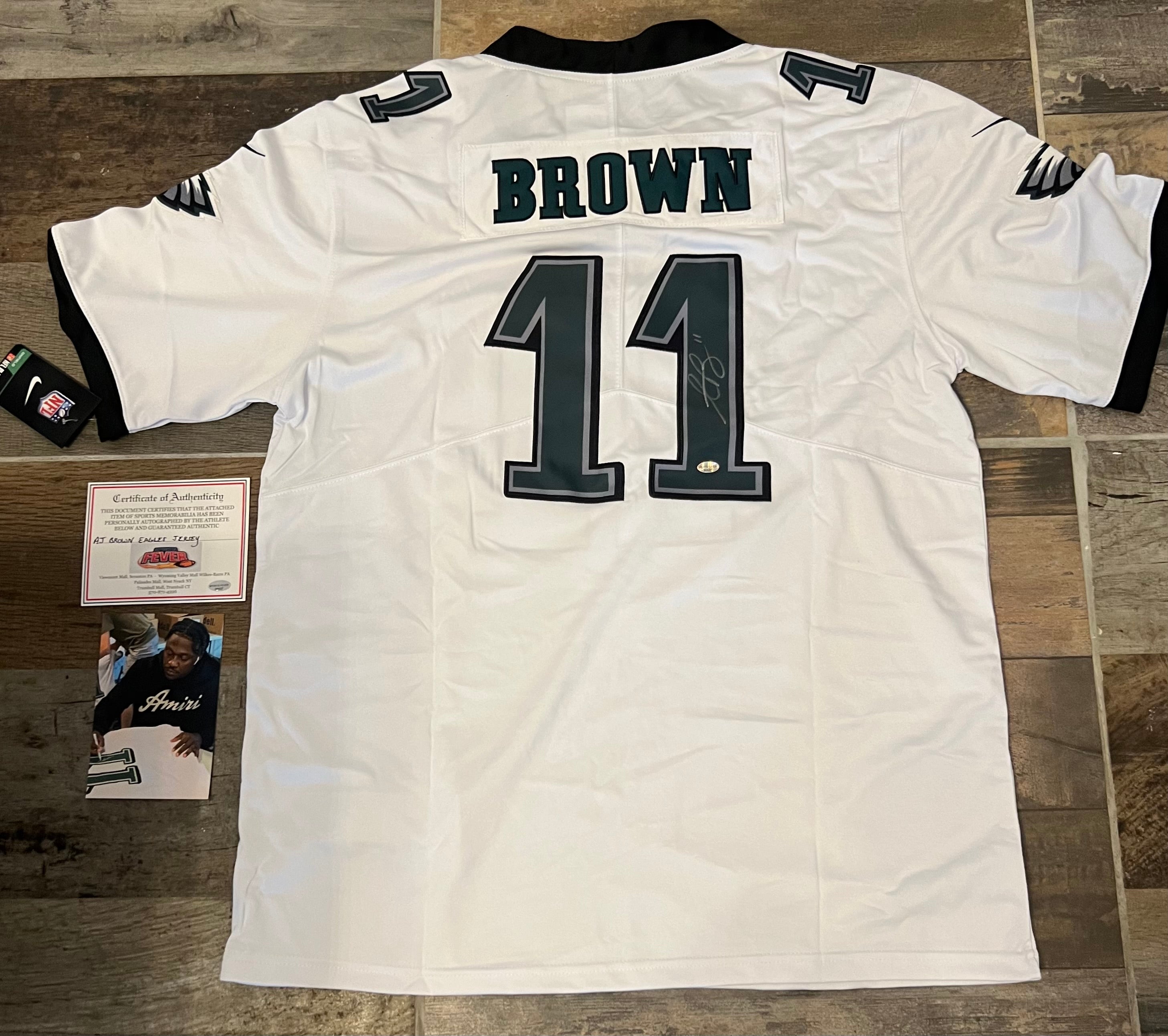 Brown autographed Philadelphia Eagles jersey COA Photo signing