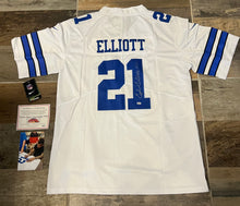 Ezekiel Elliott autographed Dallas Cowboys Nike NFL jersey Photo Signing & COA