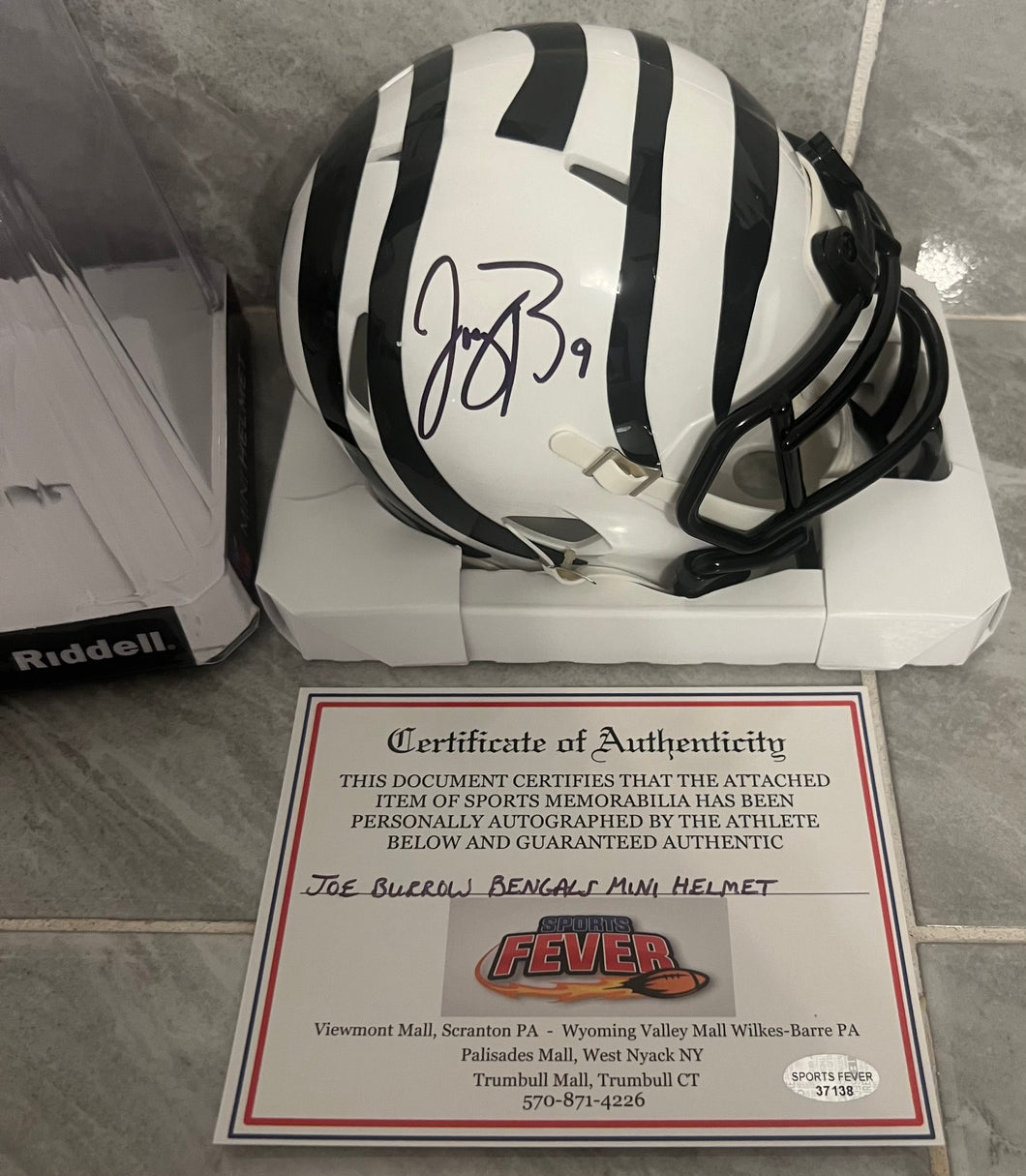 Joe Burrow Autographed Cincinnati Bengals Mini Helmet with COA