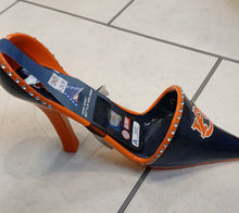 Auburn Tigers Official NCAA Decorative Wine bottle holder shoe display